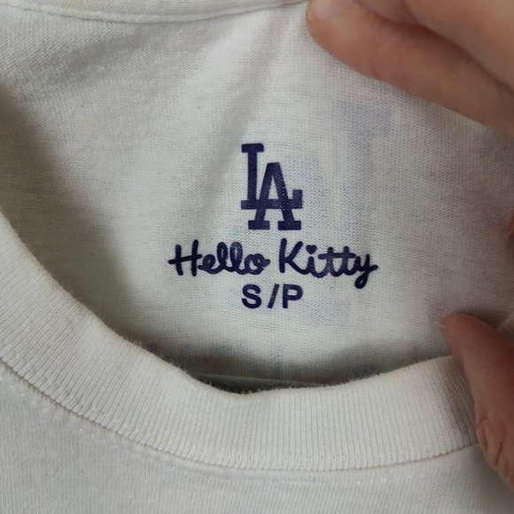 Hello Kitty LA Dodgers Graphic T-Shirt Size Small White Sanrio MLB Baseball Tee - Picture 10 of 11
